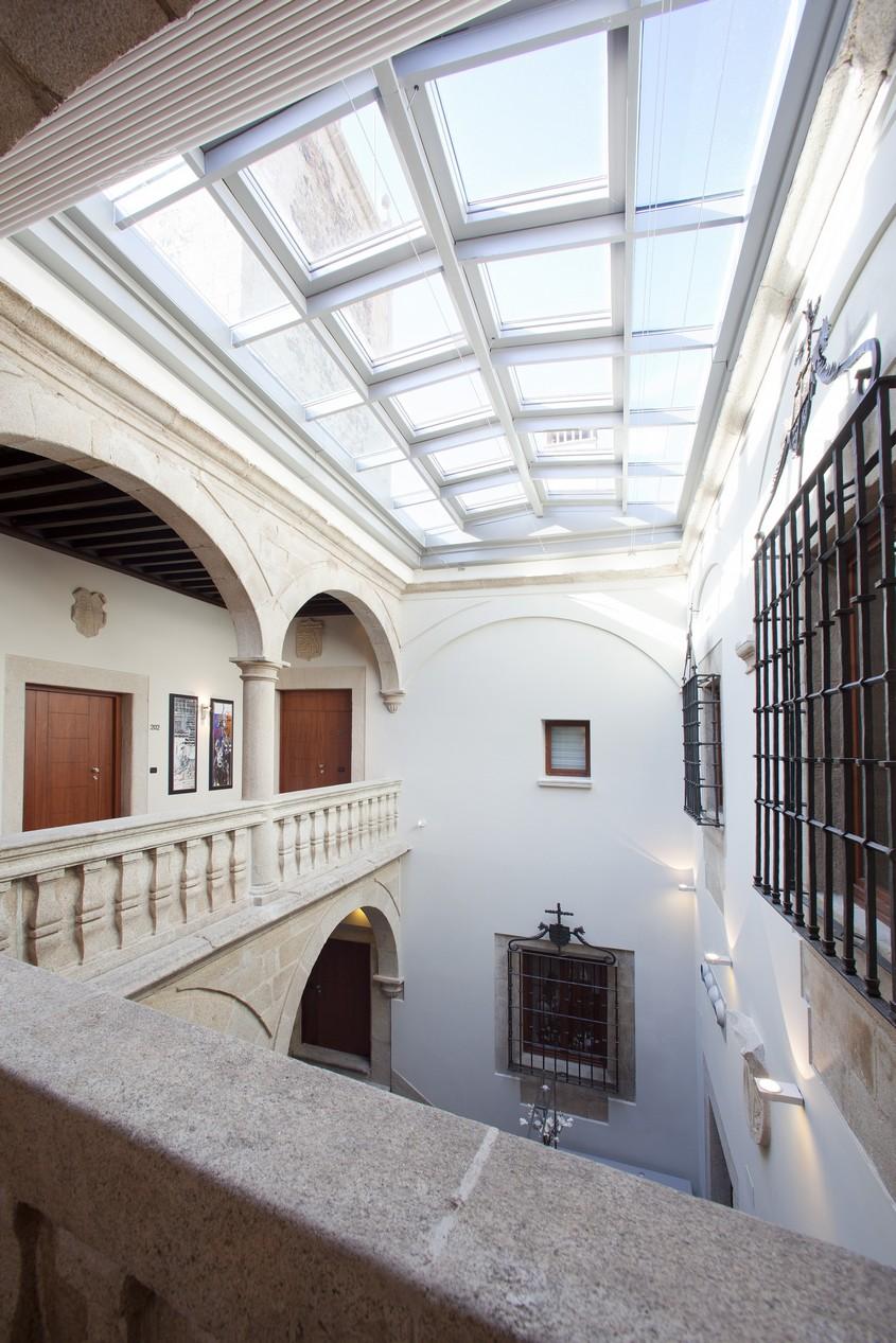 Parador De Caceres Bagian luar foto